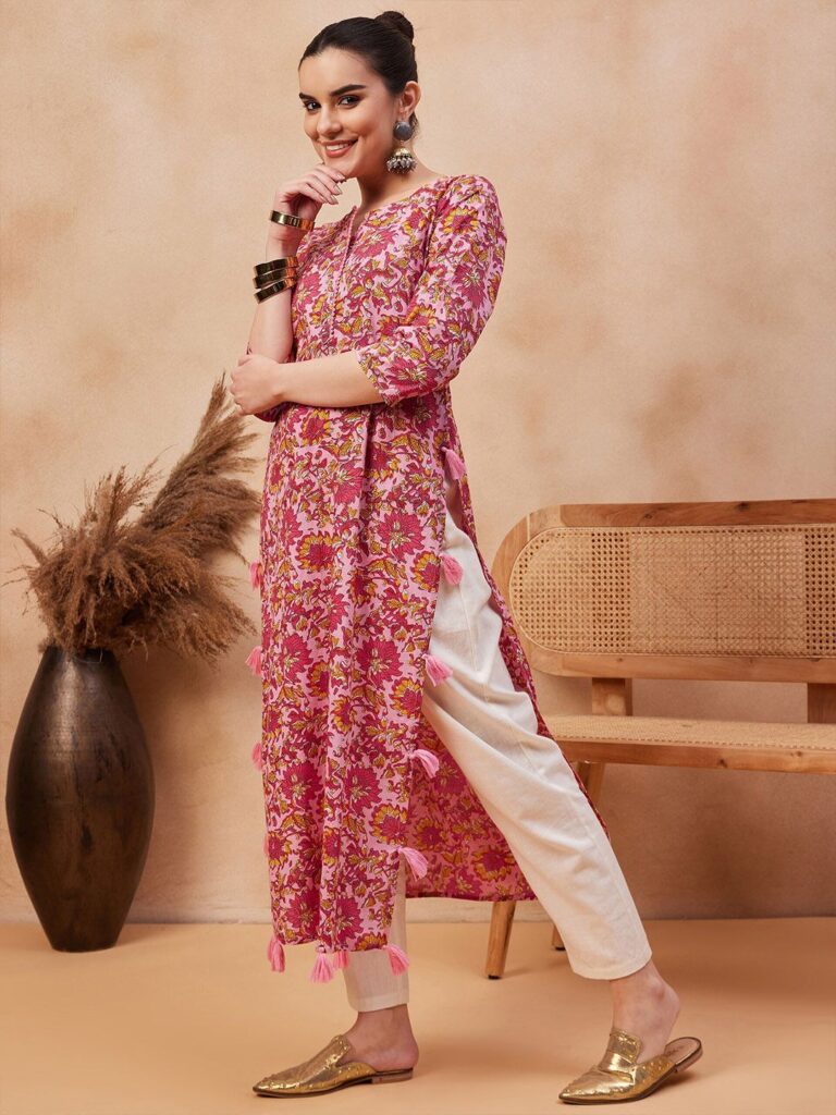 Floral Printed Round Neck Cotton Straight Kurta