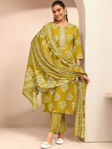 Gerua By Libas Women Floral Printed Regular Thread Work Kurta with Trousers & With Dupatta