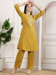 Nayam By Lakshita Women Solid Embroidered Tunic and Palazzo Co-ord Set