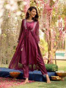 AURELIA Ethnic Motifs Embroidered Sequinned Kurta With Trousers & Jacket